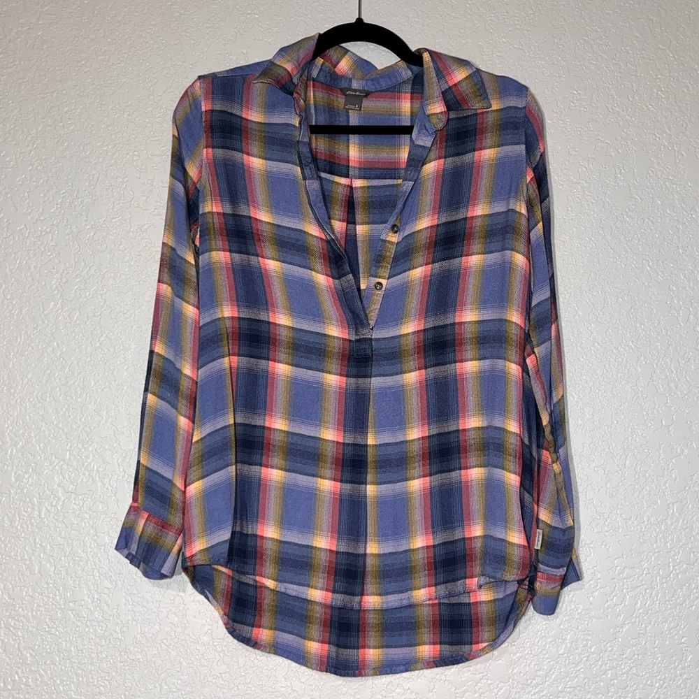 Eddie Bauer Small Blue and Pink Plaid 1/4 Button Up Long Sleeve Blouse